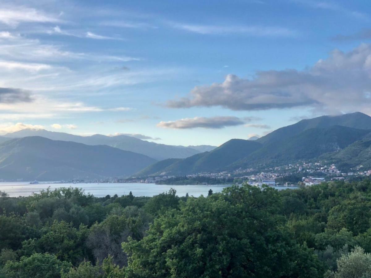 Vila Jovanka Тиват Экстерьер фото